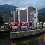 Dream Hotel 4*