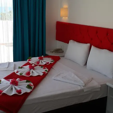 Dream Hotel 4*